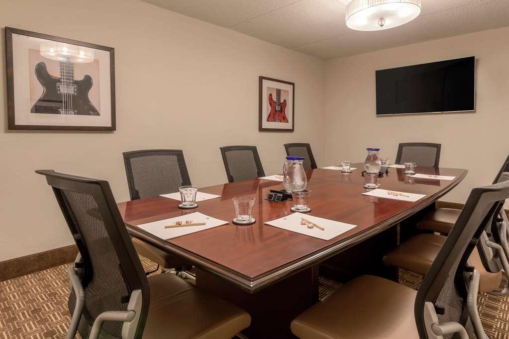 Doubletree Suites By Hilton Nashville Airport Facilities photo