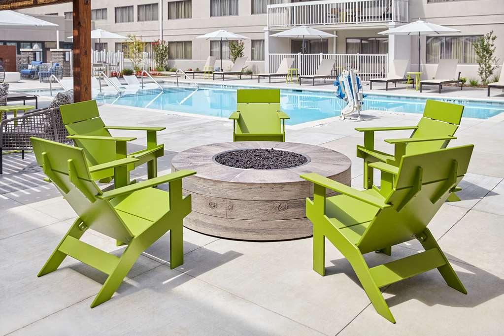 Doubletree Suites By Hilton Nashville Airport Exterior photo