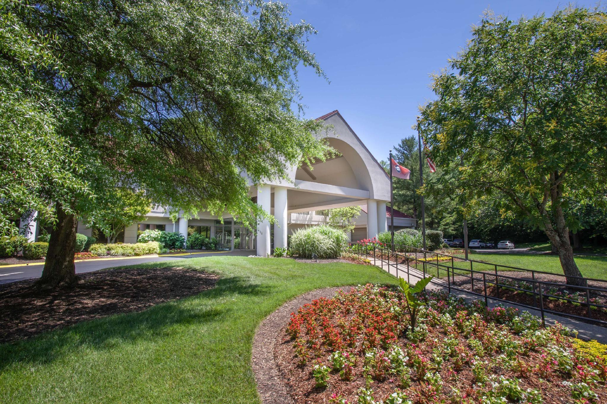 Doubletree Suites By Hilton Nashville Airport Exterior photo
