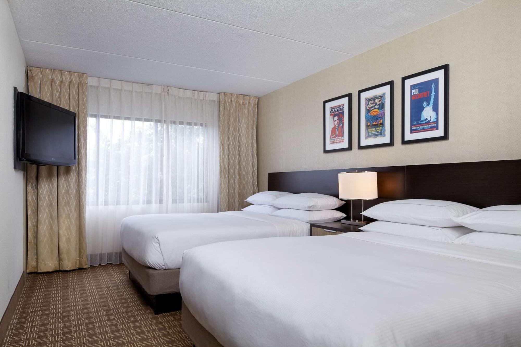 Doubletree Suites By Hilton Nashville Airport Exterior photo
